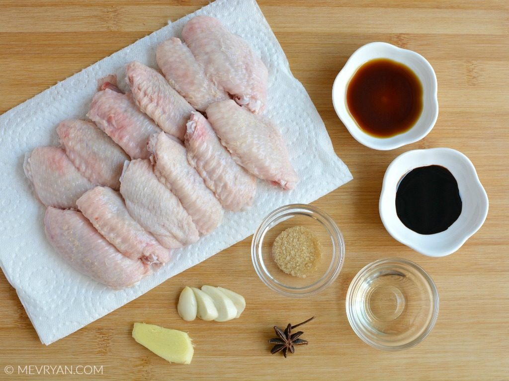 Foto ingrediënten voor het Chinese gerecht sojasaus kippenvleugels © MEVRYAN.COM