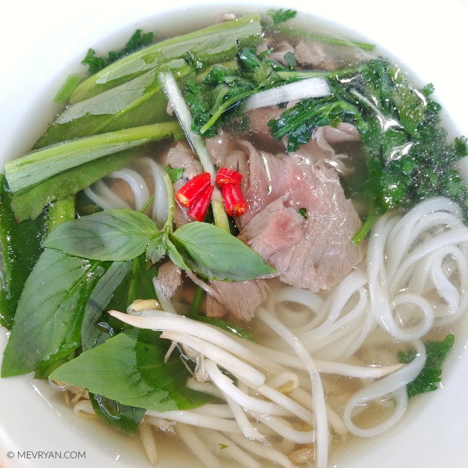 Foto Pho Tai, Vietnamese rijstnoedels soep. © MEVRYAN.COM